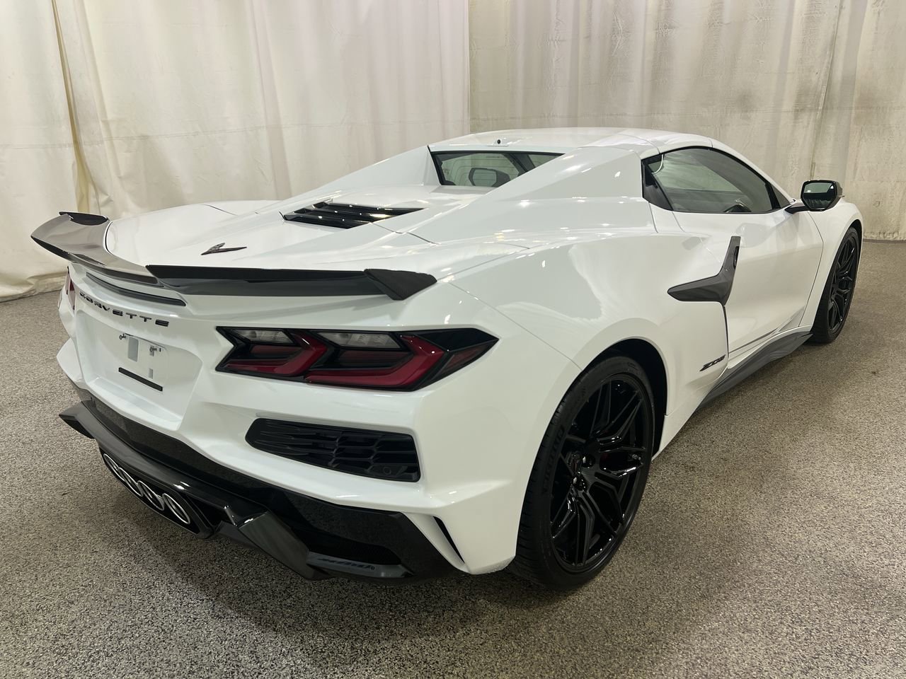 2026 Chevrolet Corvette 3LZ - Photo 8