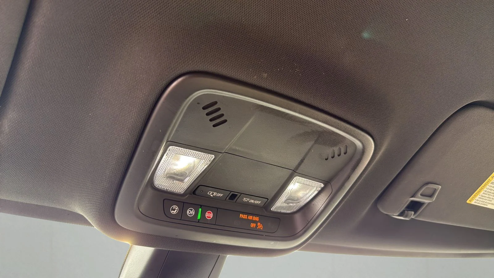 Used 2022 White Chevrolet LS image 22