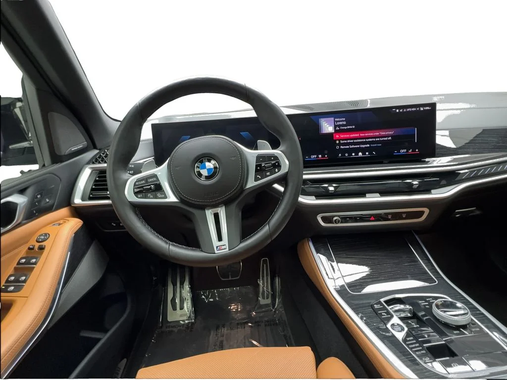 Used 2025 Gray BMW M60i image 38