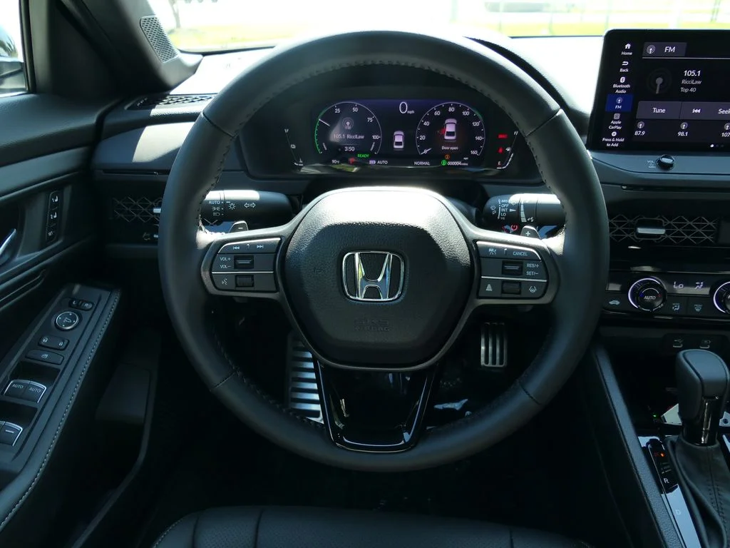 New 2026 Platinum White Pearl Honda Sport-L image 21