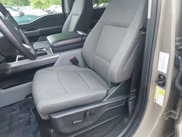 Used 2025 Gray Ford XLT image 16