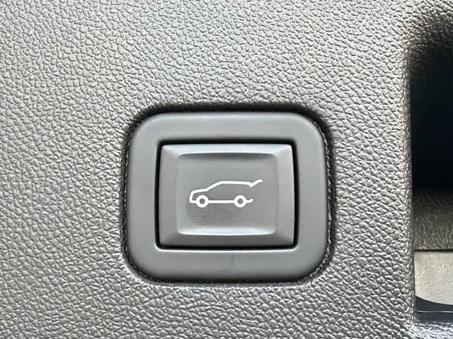 Used 2023 Sterling Gray Metallic Chevrolet RS image 19