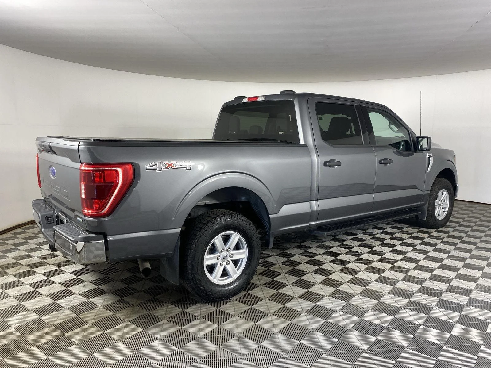 Used 2023 Carbonized Gray Ford XLT image 10