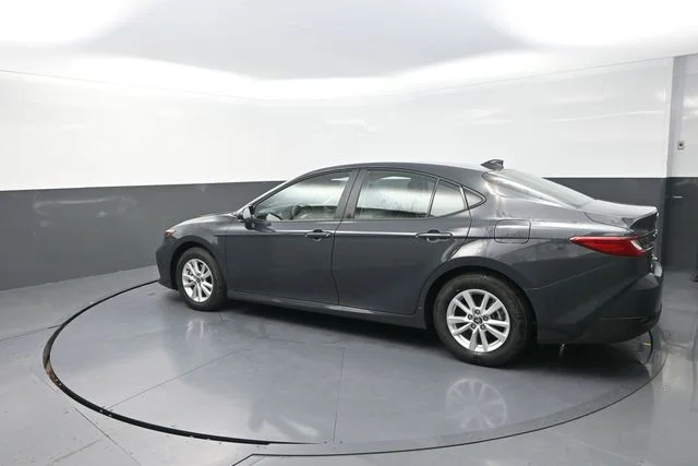 Used 2026  Toyota LE image 50
