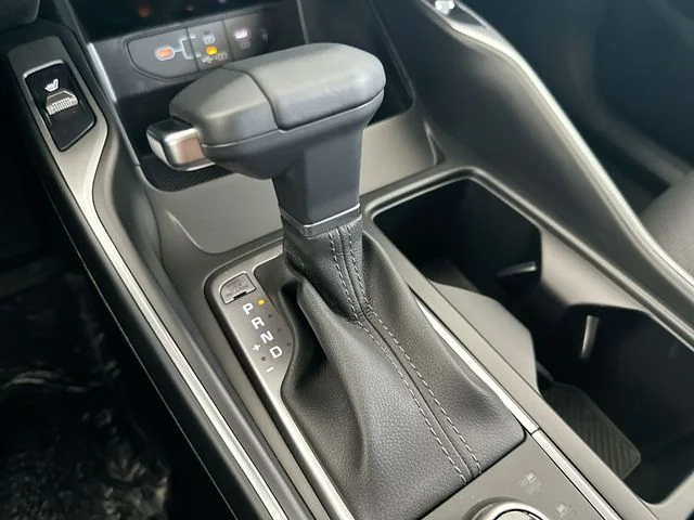 New 2026 Wolf Gray Kia S image 22