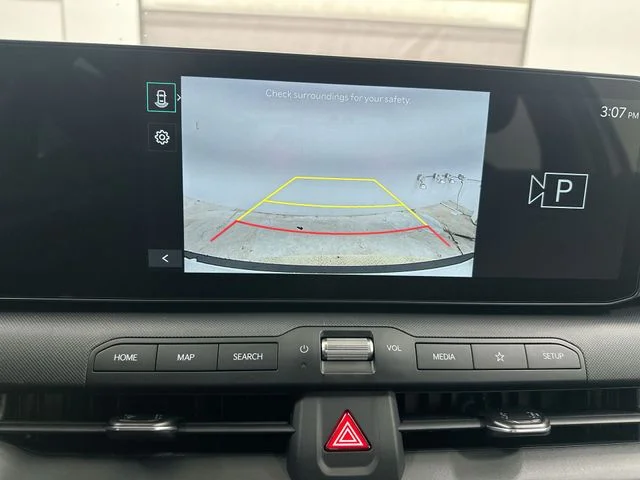 New 2026 Snow White Pearl Kia LXS image 23