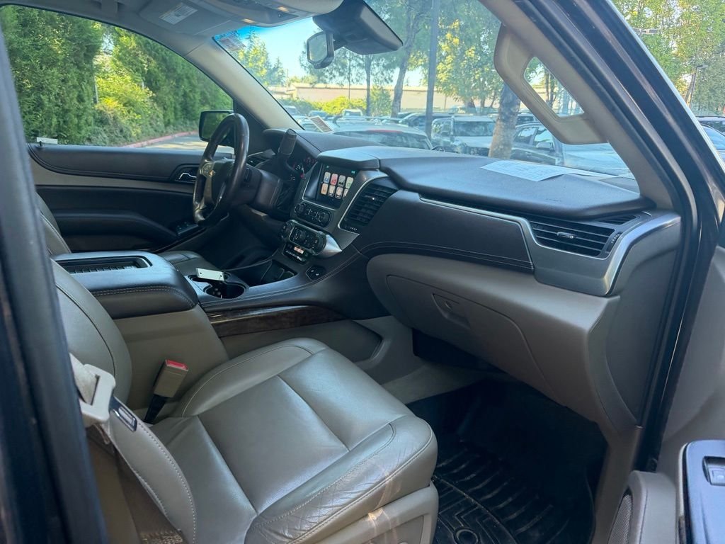 Used 2016 Tungsten Metallic Chevrolet LT image 19