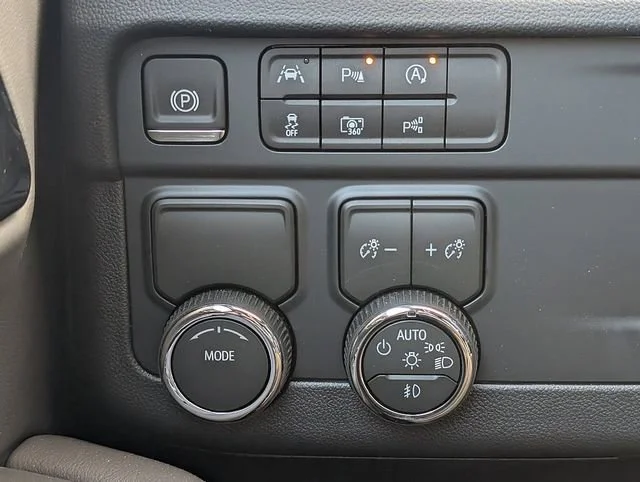 2026 Chevrolet Tahoe Premier - Photo 24