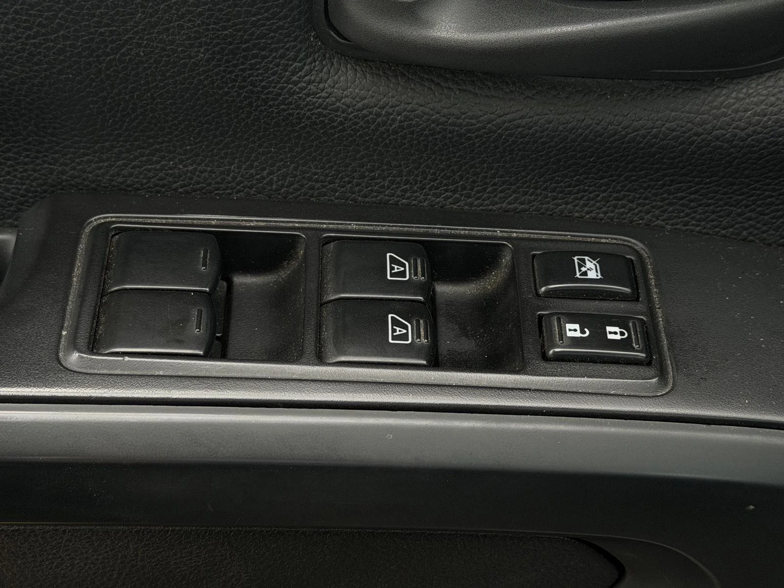 Used 2021 Gun Metallic Nissan S image 9