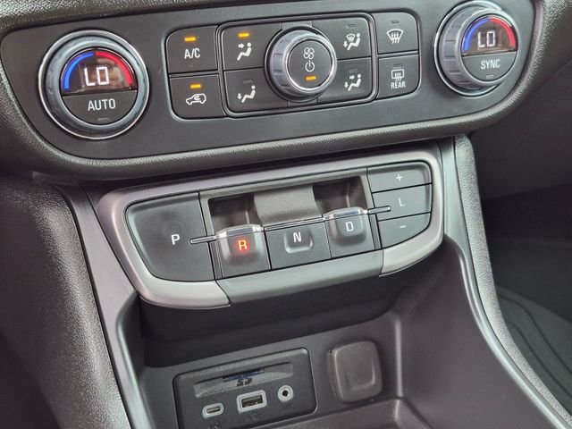 Used 2024 Silver GMC AT4 image 19