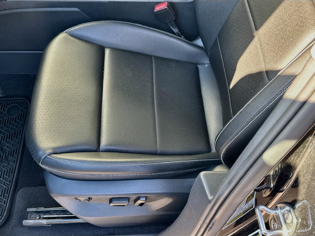 Used 2023  Volkswagen 3.6L V6 SE w/Technology image 20
