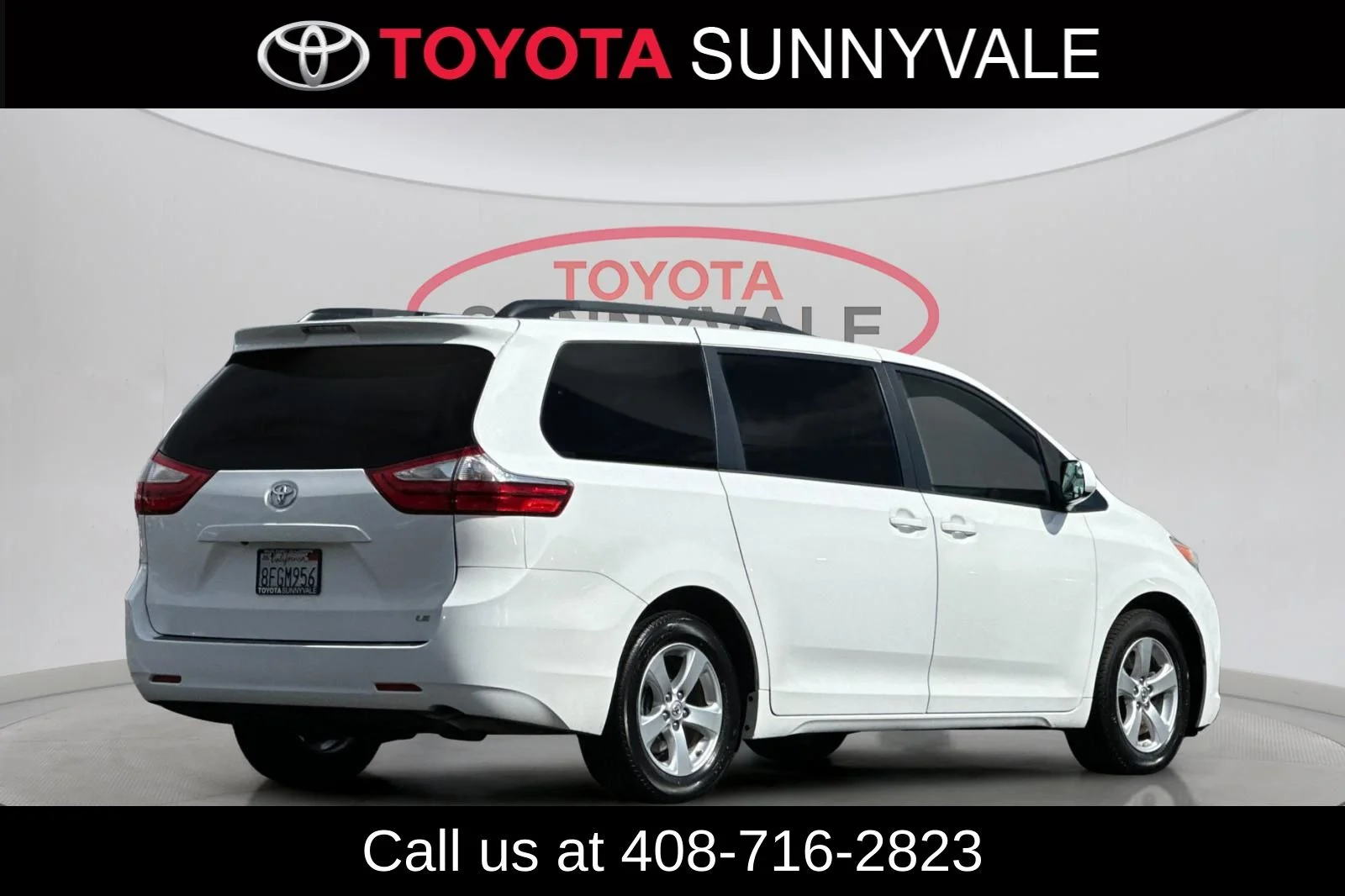 Used 2016 White Toyota LE image 3