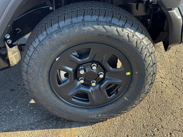 New 2026 Bright White Clear-Coat Exterior Paint Jeep Sport image 9