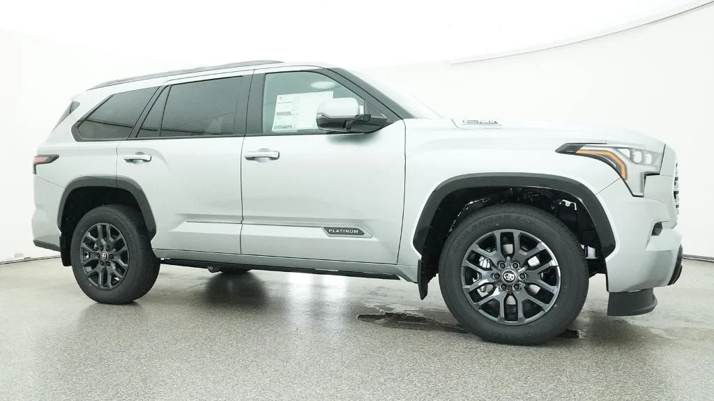 New 2026 Celestial Silver Metallic Toyota Platinum image 11