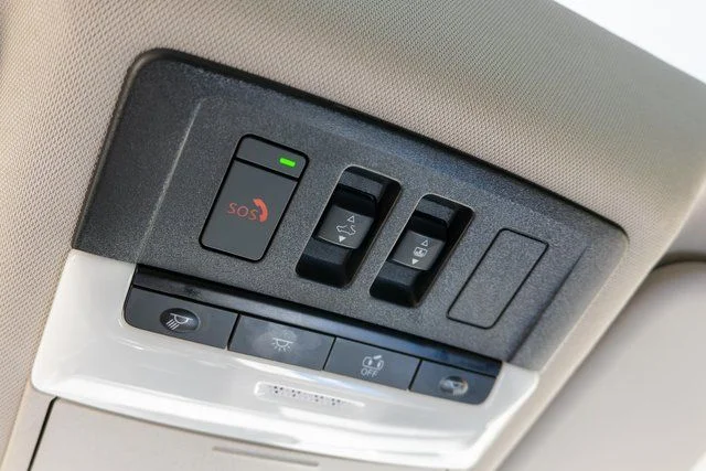 Used 2025 Blue Nissan Platinum image 36
