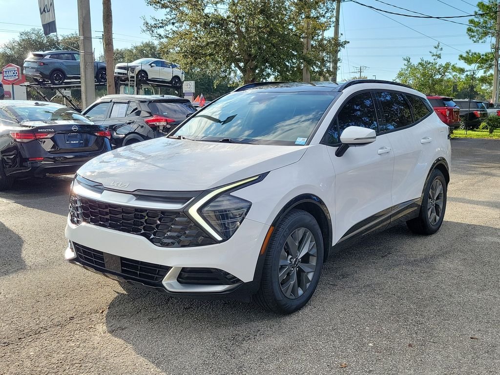Certified Used 2024 Glacial White Pearl Kia SX image 3