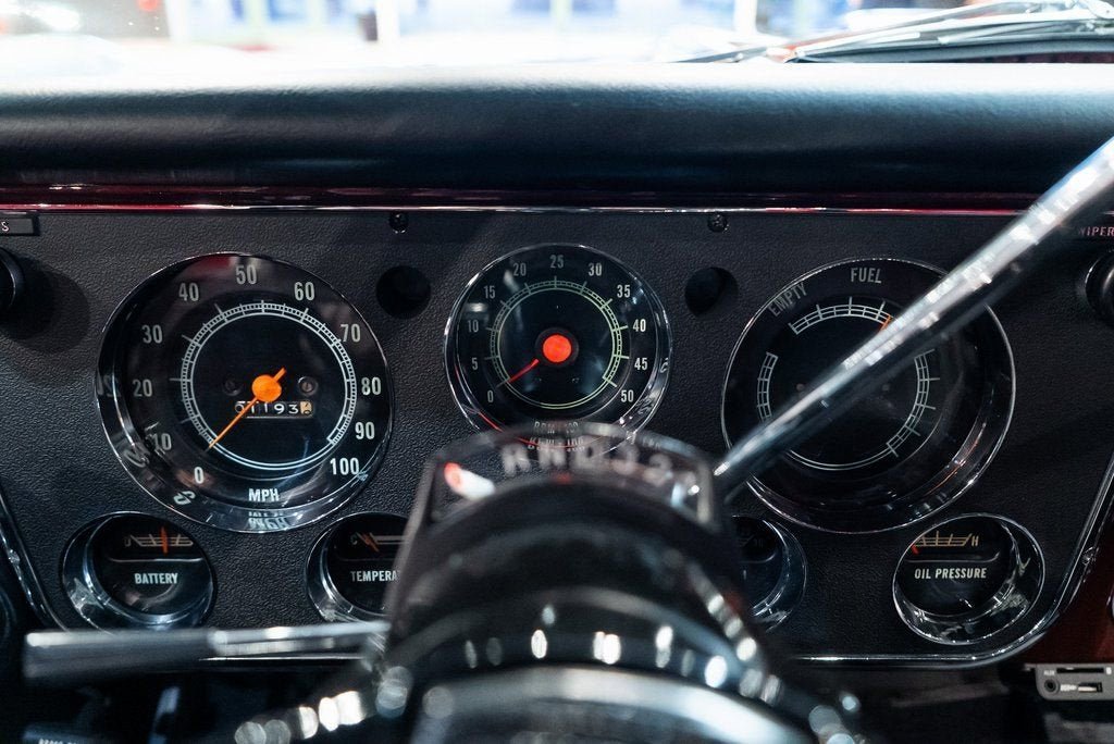 Used 1970 Orange Chevrolet Regular Cab image 23
