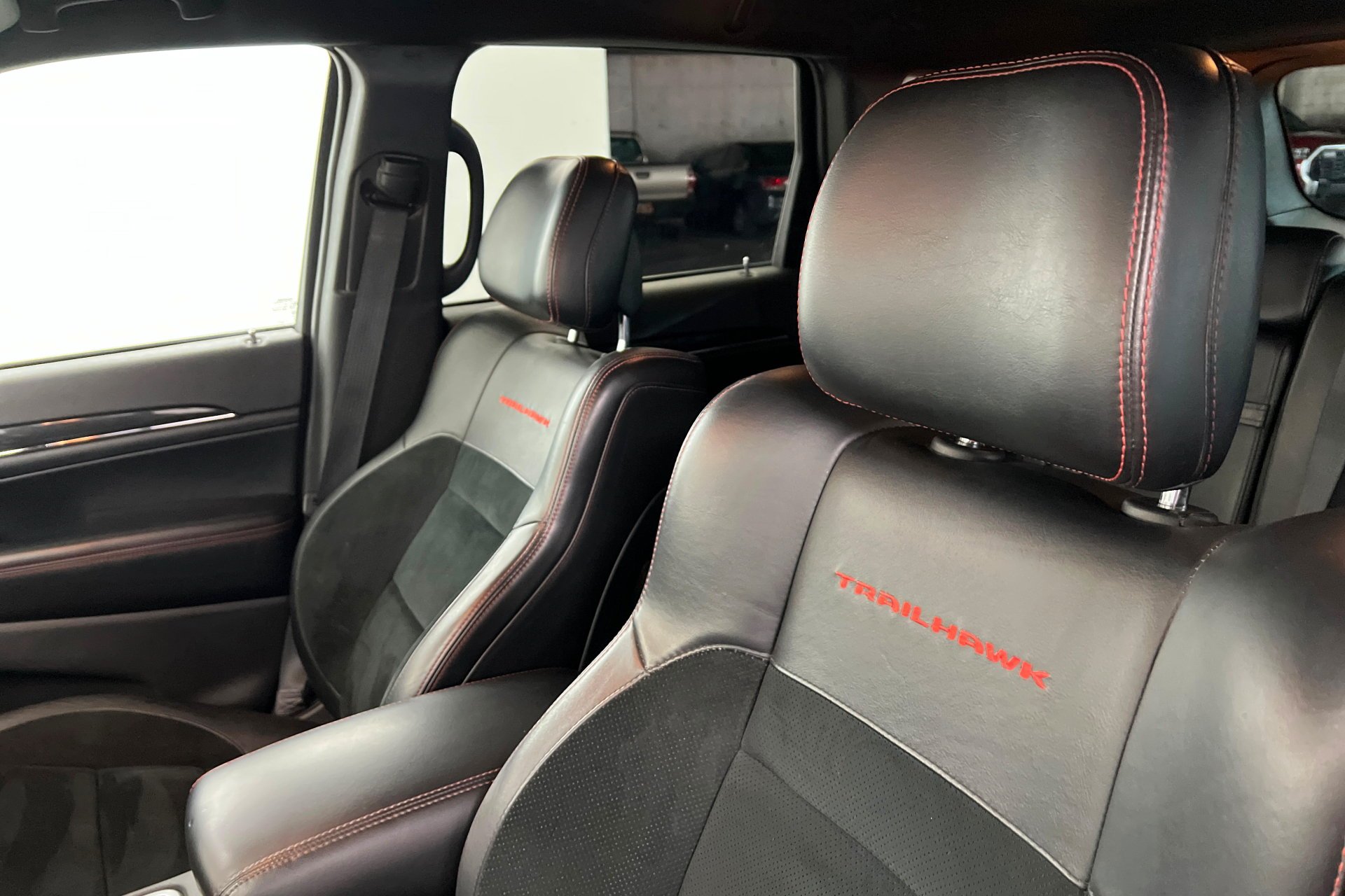 2017 Jeep Grand Cherokee Trailhawk - Photo 17