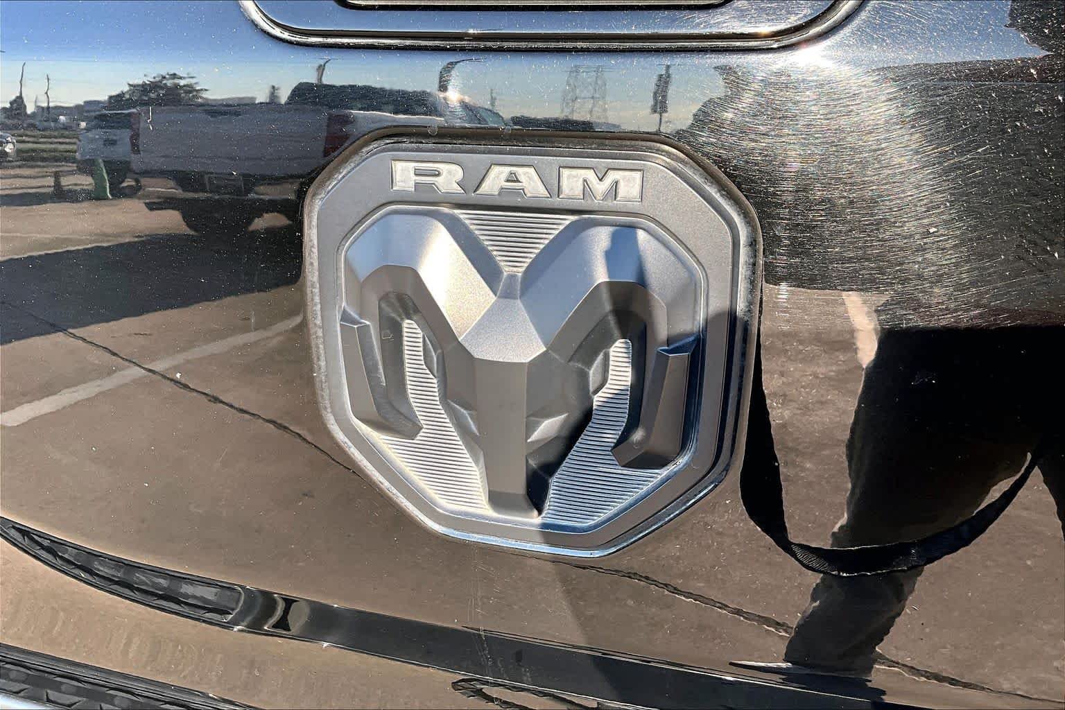 Used 2019 Diamond Black Crystal Pearlcoat Ram Big Horn/Lone Star image 31