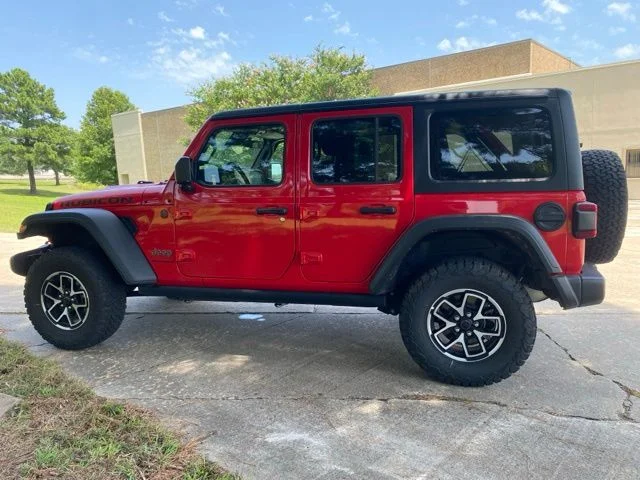 Used 2026 Red Jeep Rubicon image 6