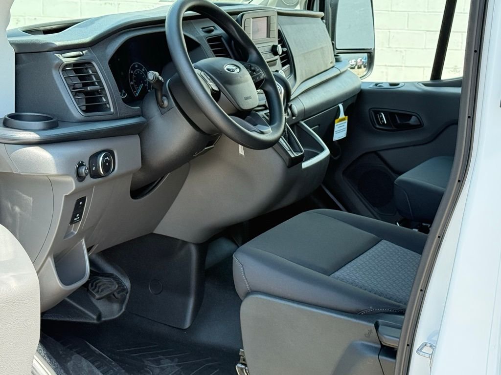 2025 Ford Transit Van Base - Photo 6