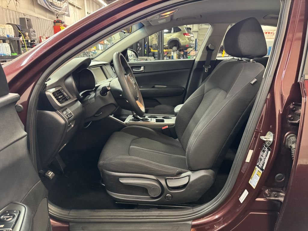 Used 2020 Purple Kia LX image 16