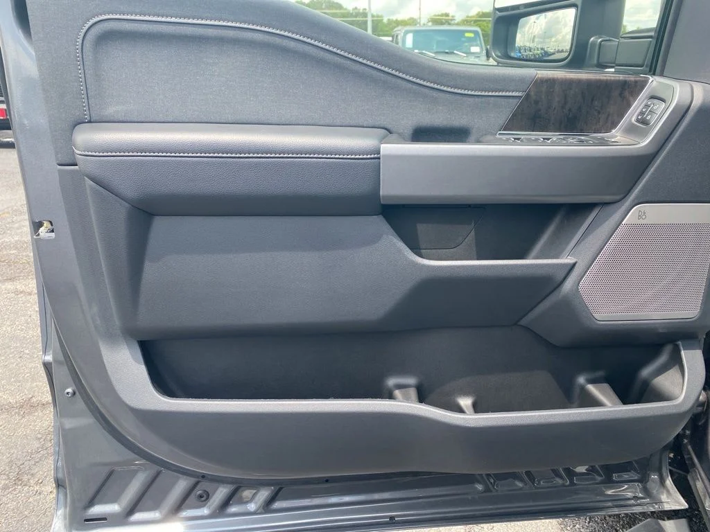 New 2026 Carbonized Gray Metallic Ford F-250® Lariat® image 10