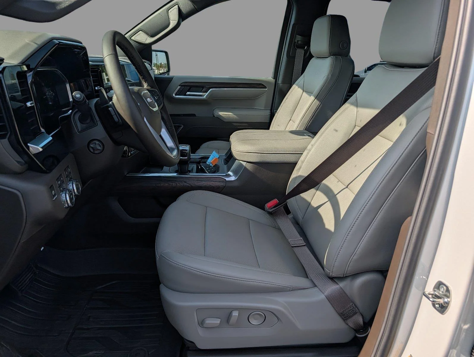 New 2026 Summit White GMC SLT image 11