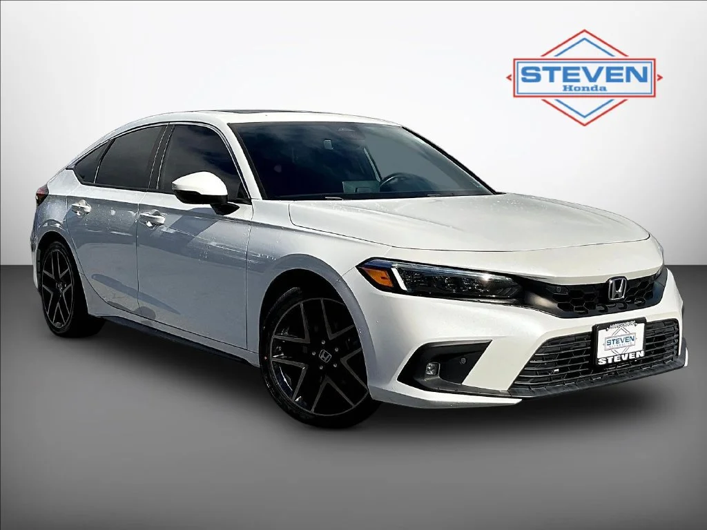 Used 2022 White Honda Sport Touring image 1