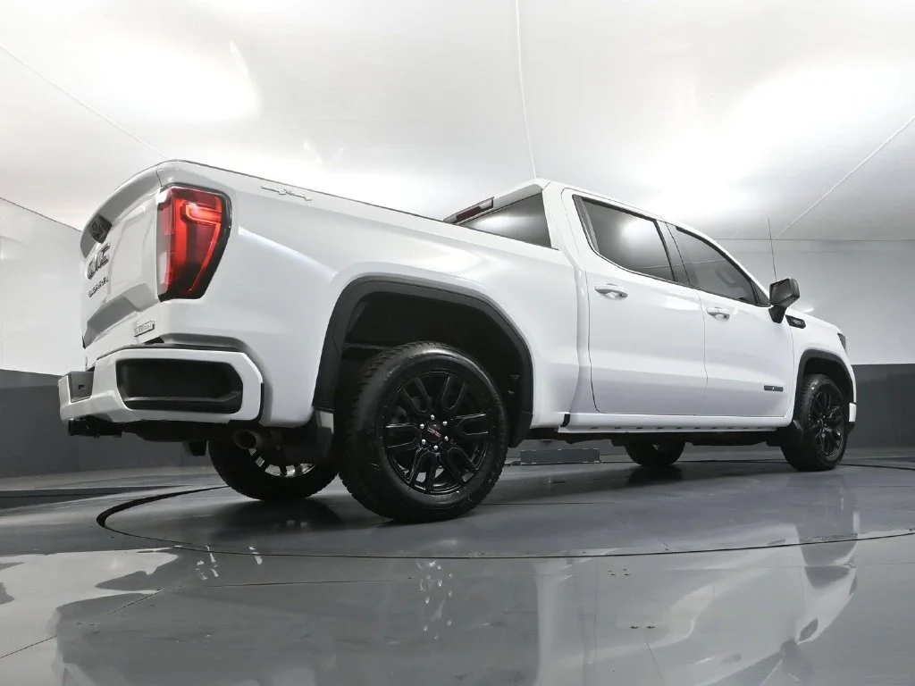Certified Used 2024 White GMC Elevation image 40