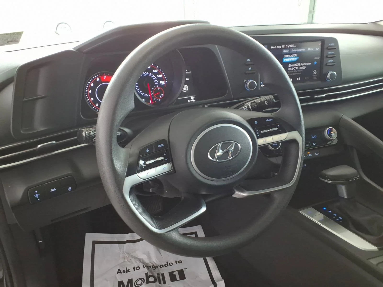Used 2023 Phantom Black Hyundai SEL image 11