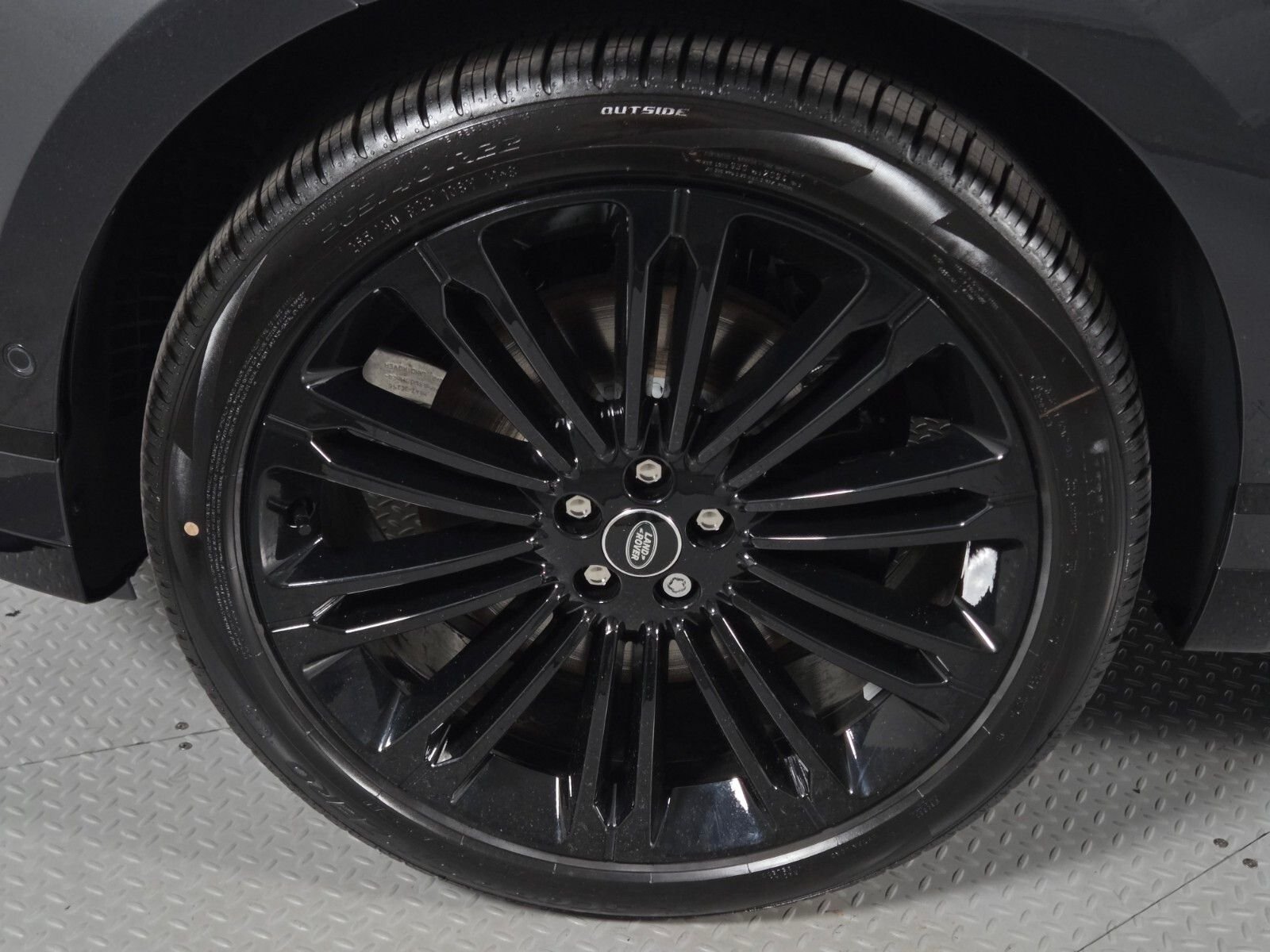 2026 Land Rover Range Rover Velar Dynamic SE - Photo 9