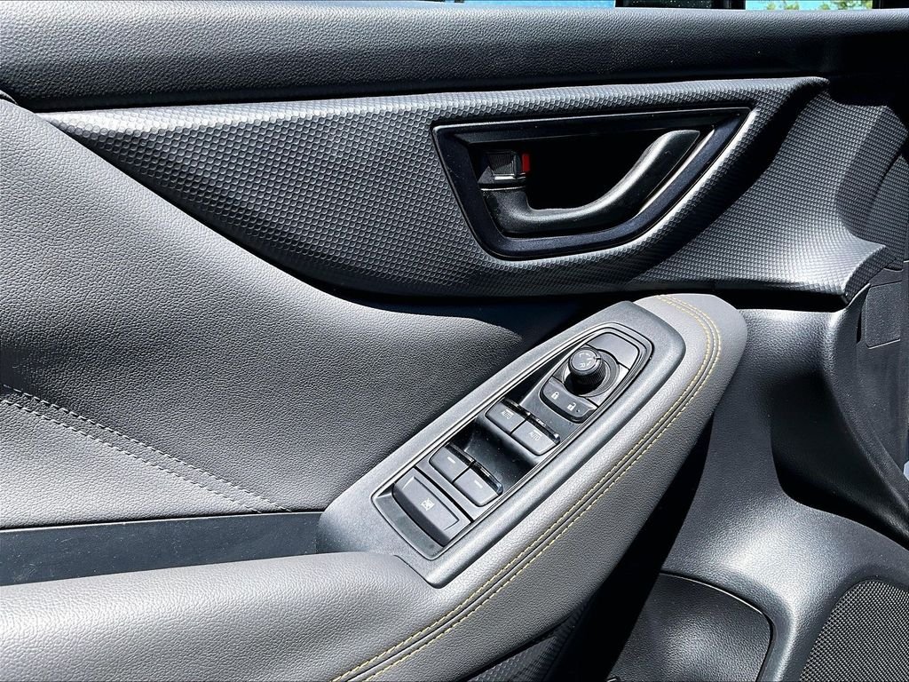 Used 2024 Ice Silver Metallic Subaru Wilderness image 11