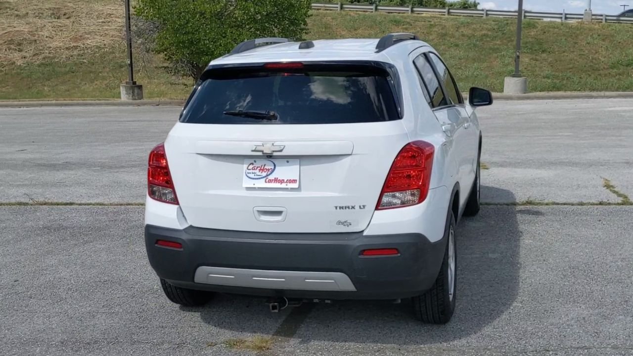2015 Chevrolet Trax LT photo 2