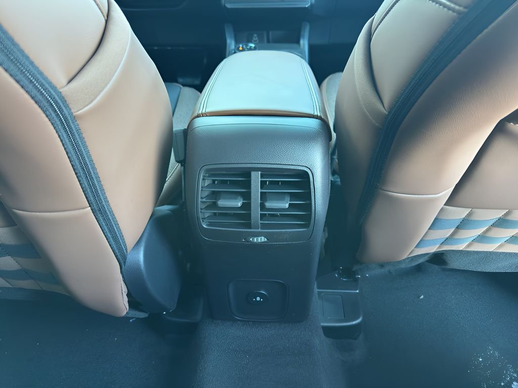 New 2025 Oxford White Ford Outer Banks image 34