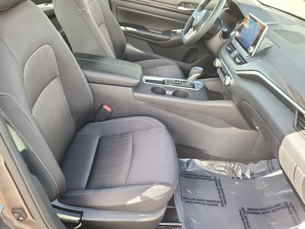 Used 2025 Gray Nissan 2.5 SV image 14
