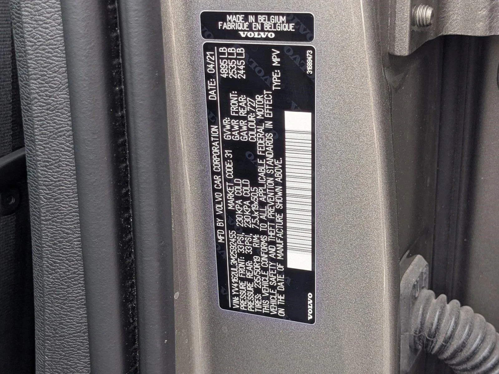 Used 2021 Thunder Grey Metallic Volvo Inscription image 24