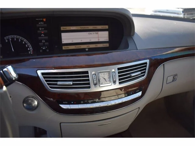 Used 2013 Andorite Gray Mercedes-Benz S 550 image 16