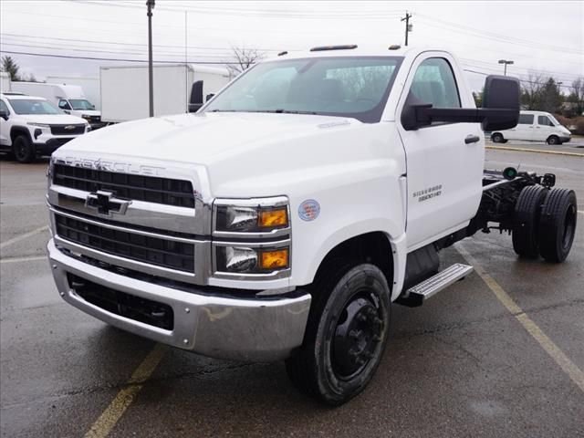 2024 Chevrolet Silverado 4500 HD Chassis Cab