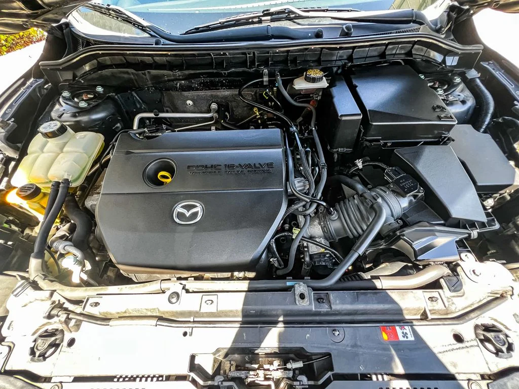 Used 2011 Black Mazda i Touring image 27