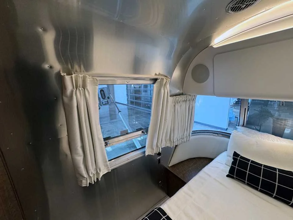 New 2026 SILVER AIRSTREAM  image 38