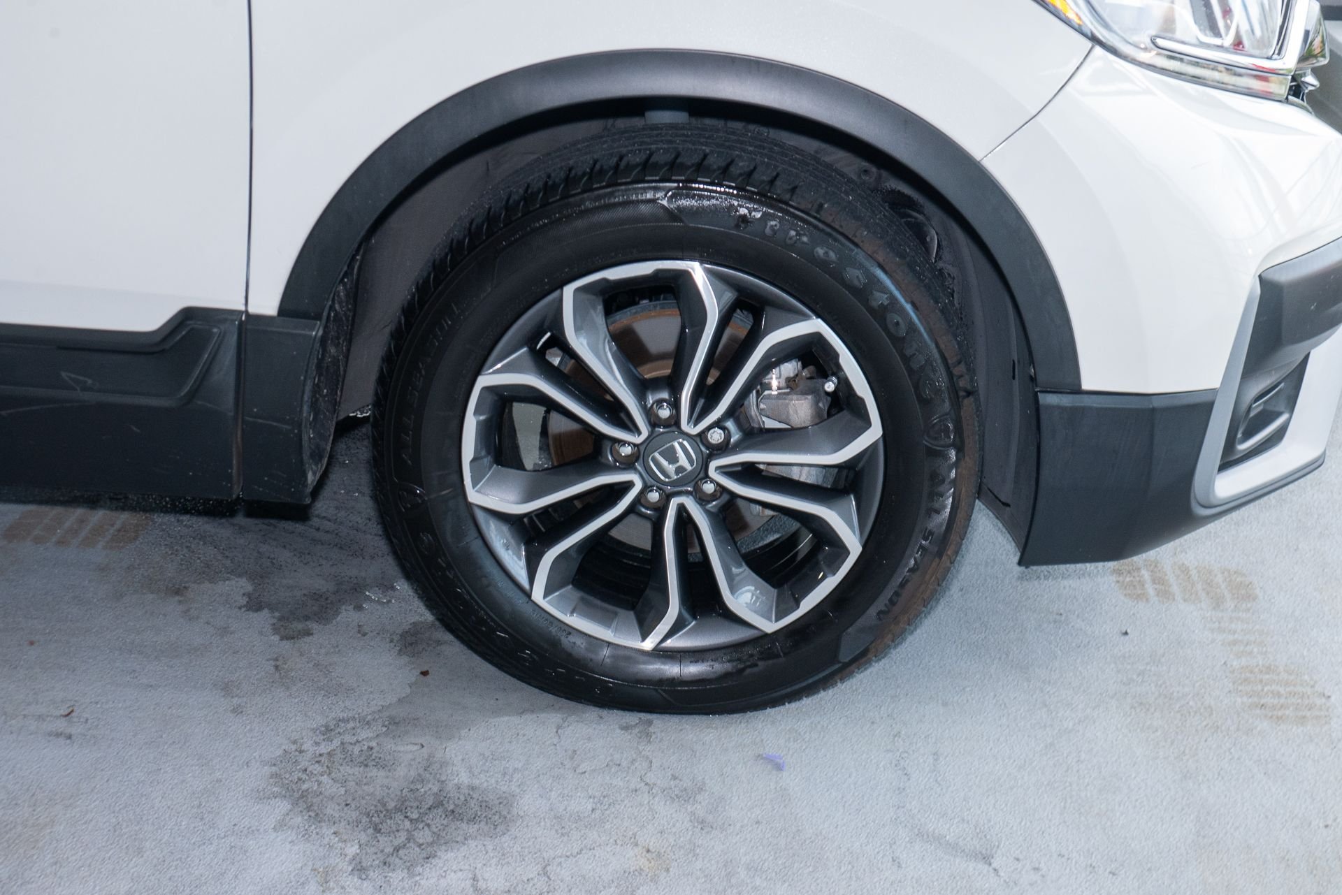 Used 2021 White Honda EX-L image 40