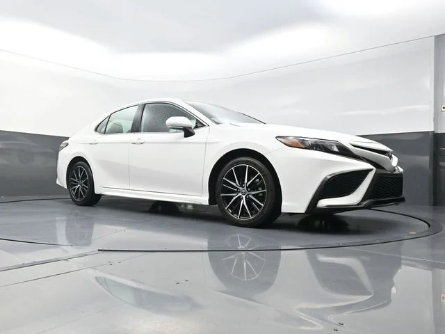 Used 2024 White Toyota SE image 30