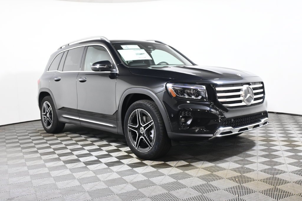New 2026 Cosmos Black Metallic Mercedes-Benz GLB 250 image 47