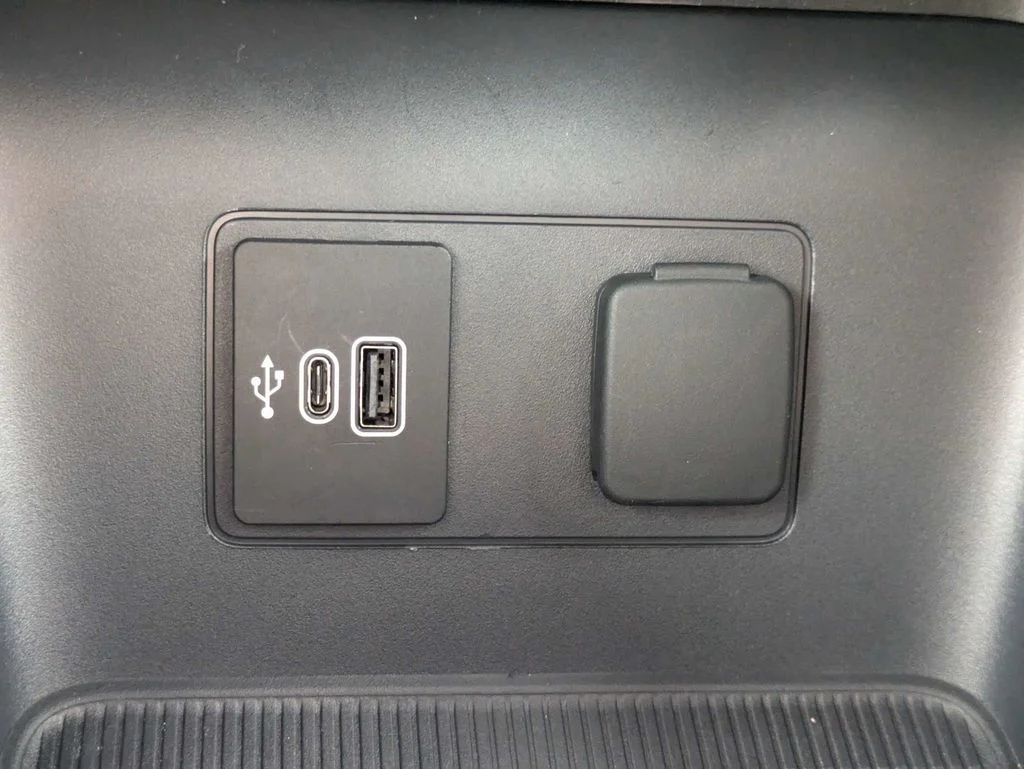 Certified Used 2026 Oxford White Ford Active image 24