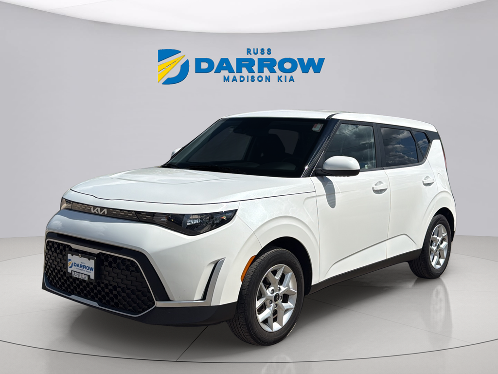 Used 2023 Snow White Pearl Kia LX image 1
