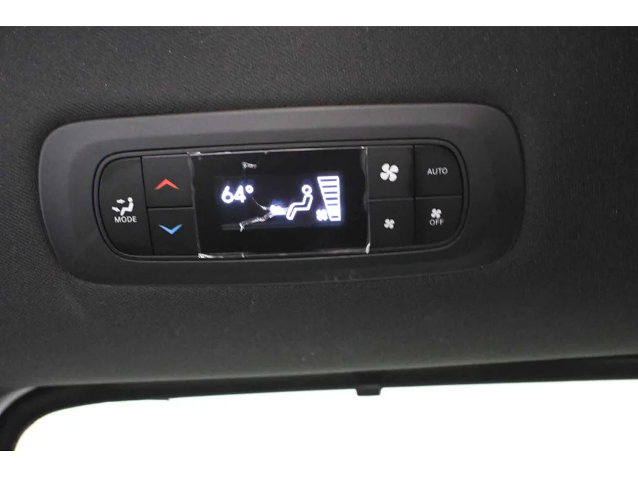 2024 Chrysler Pacifica Touring L - Photo 29