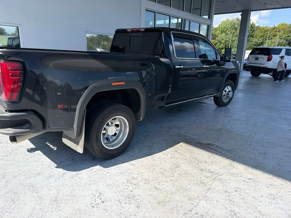 Used 2026 Onyx Black GMC Denali DRW image 6