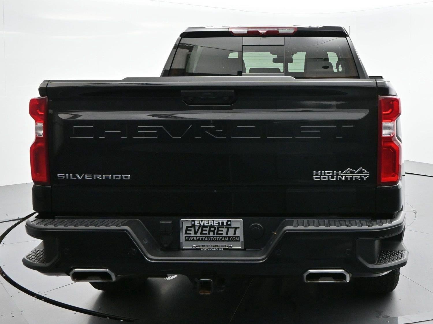 Used 2026 Black Chevrolet High Country image 6