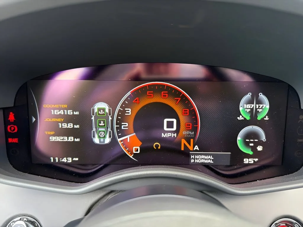 Used 2018 Black McLaren Spider image 15